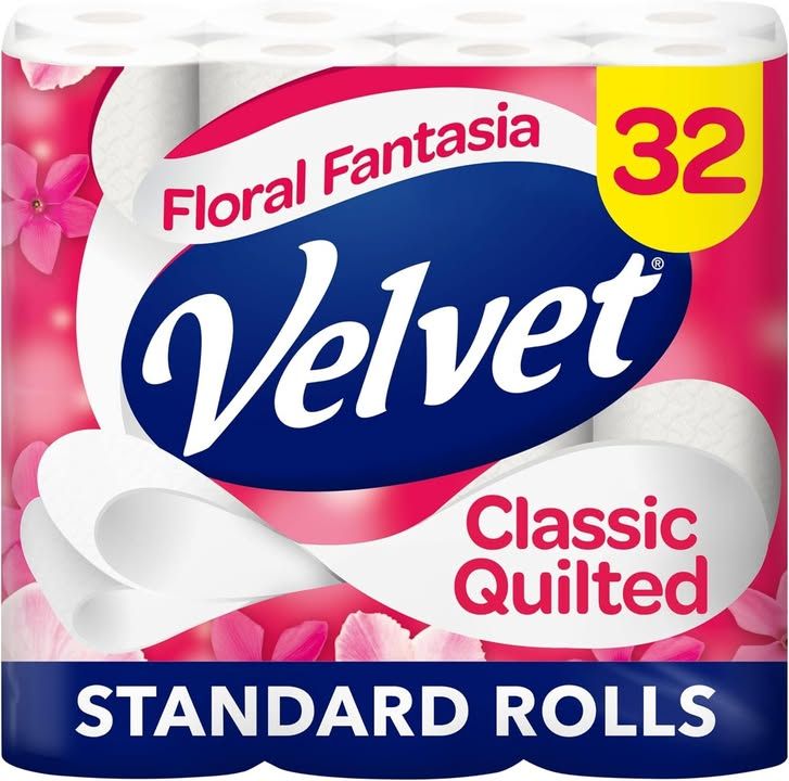 Velvet Classic Quilted Floral Fantasia Toilet Roll 32 Rolls