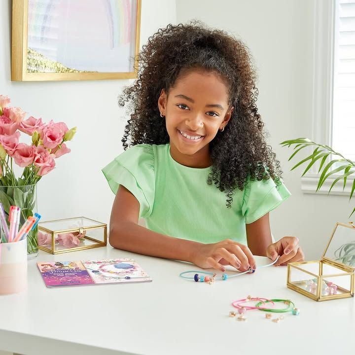 Make It Real Disney Princess Royal Jewels And Gems Bracelet Making Kit With Prin