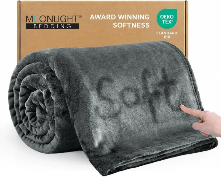 Moonlight20015 Fleece Throw Blanket For Sofa Grey 4ft X 5ft Soft Cosy Fluffy Bla