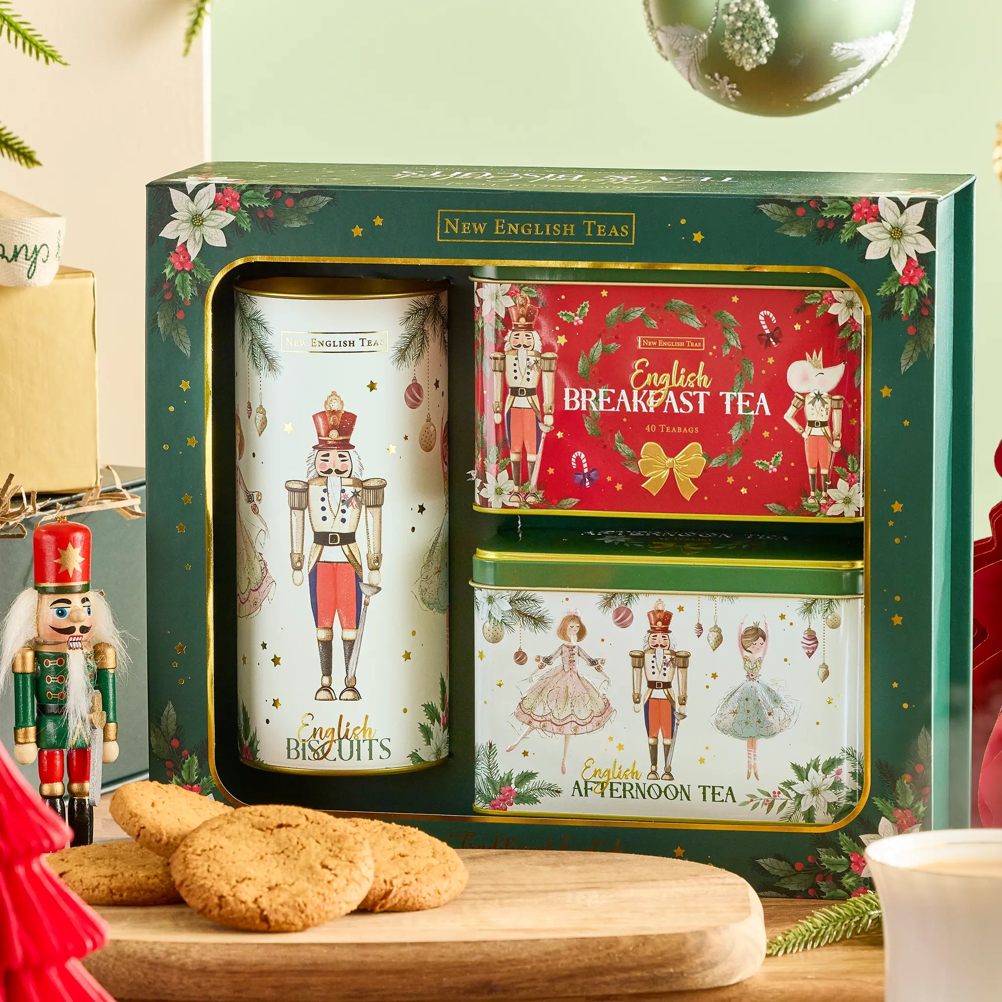 New English Teas Nutcracker Tea & Biscuits Gift Set